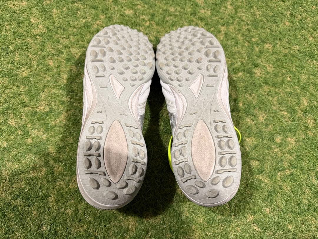 ミズノ モレリアネオ SALA β JAPAN TF(ホワイト×シルバー)