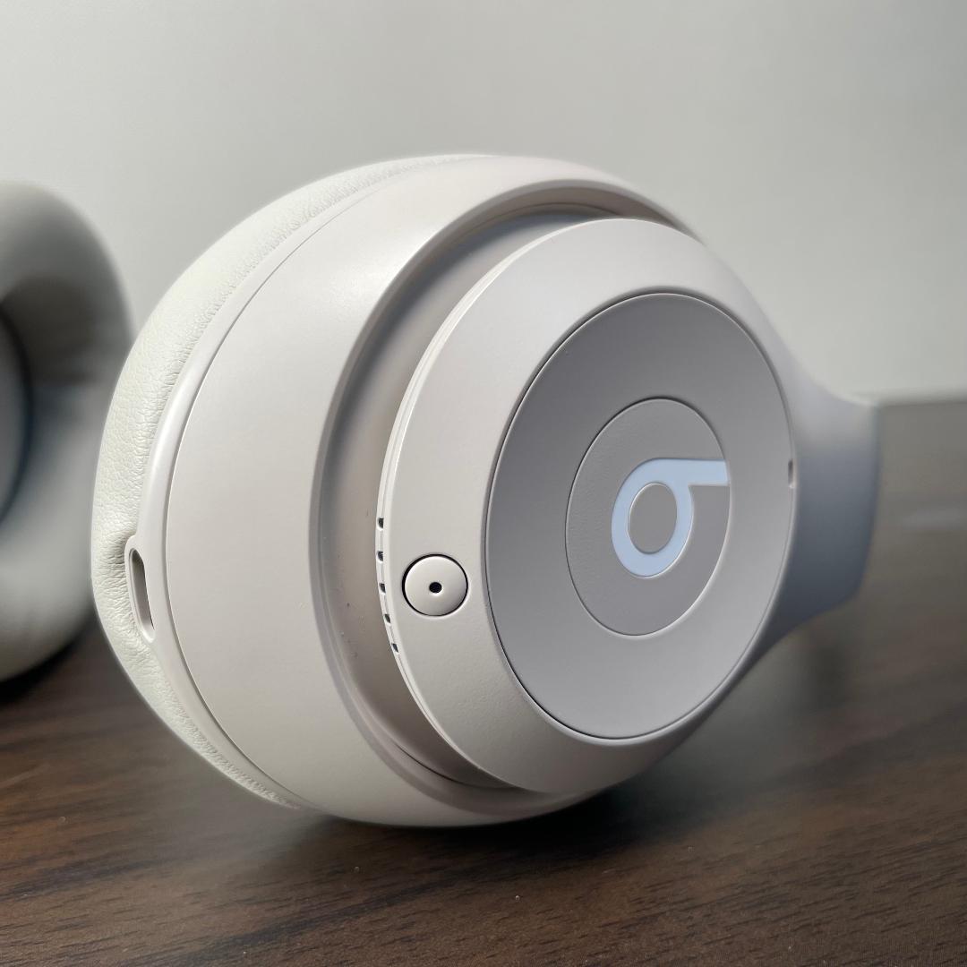 Beats Studio Pro A2924 サンドストーン ビーツスタジオプロ