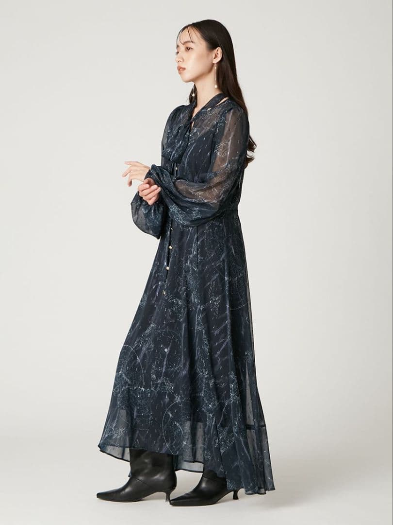 【新品未使用】FRAY I.D ホロスコーププリントリボンタイワンピース