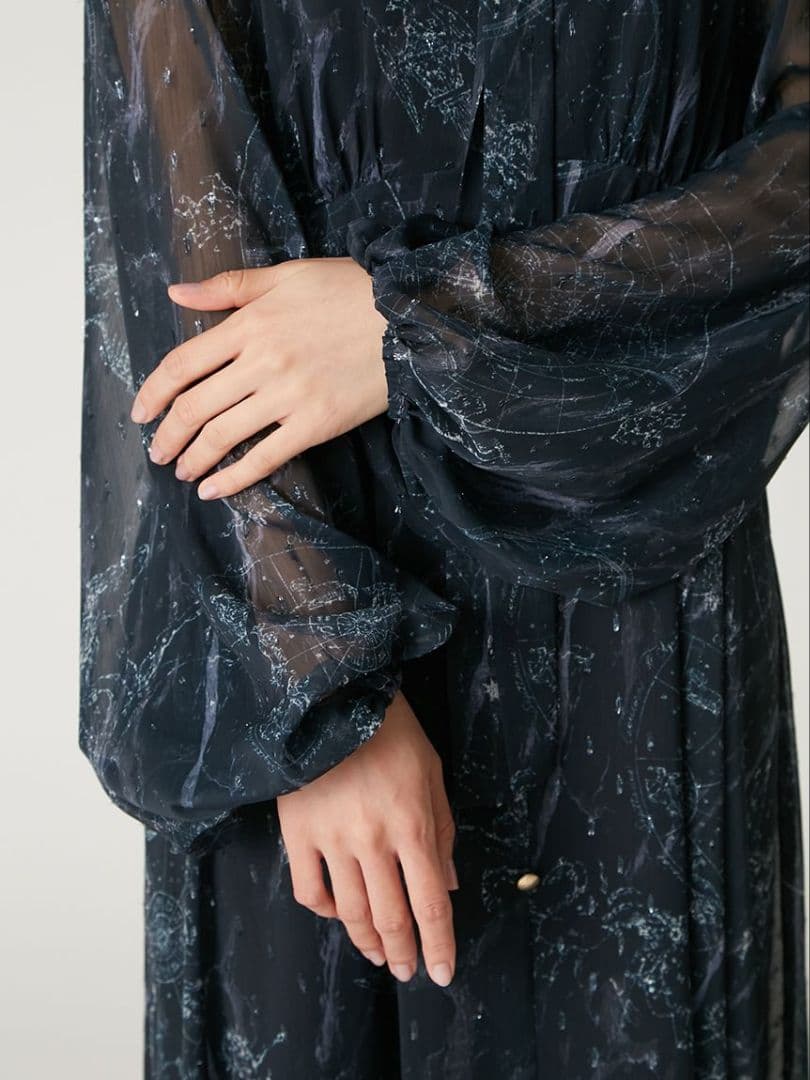 【新品未使用】FRAY I.D ホロスコーププリントリボンタイワンピース