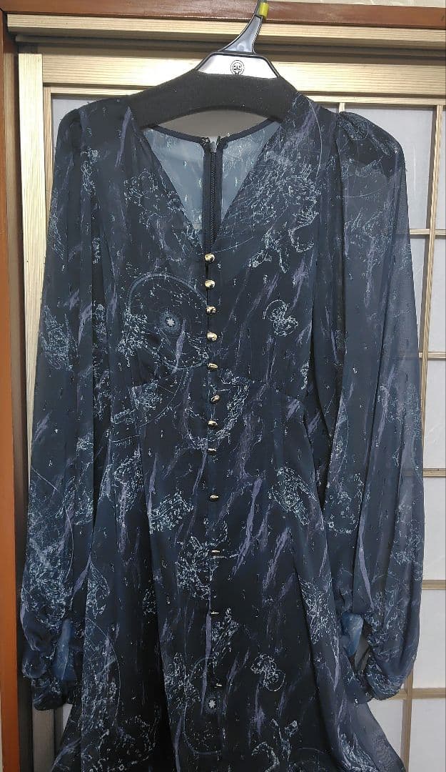 【新品未使用】FRAY I.D ホロスコーププリントリボンタイワンピース