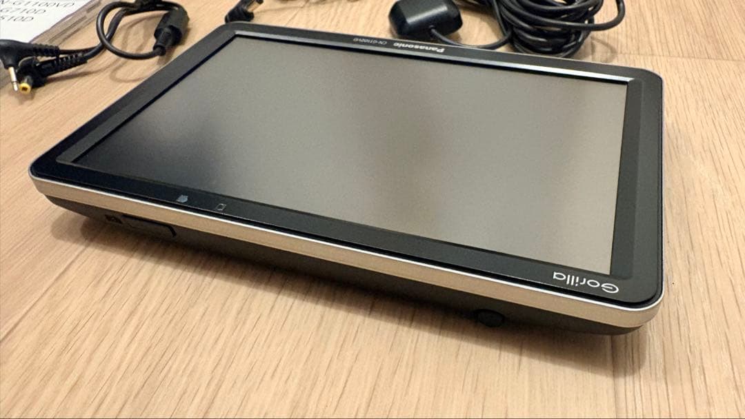 Panasonic Gorilla CN-G1100VD ポータブルカーナビ