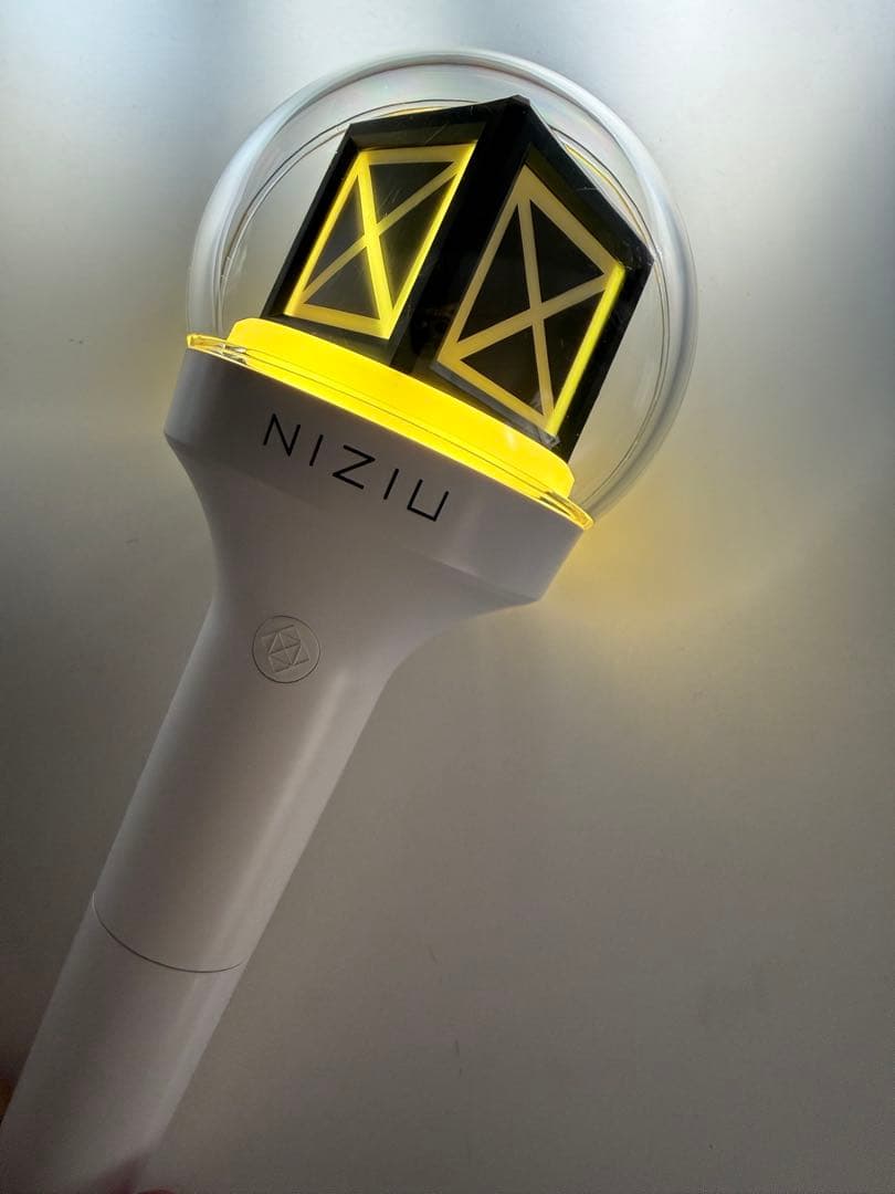 NiziU ペンライト