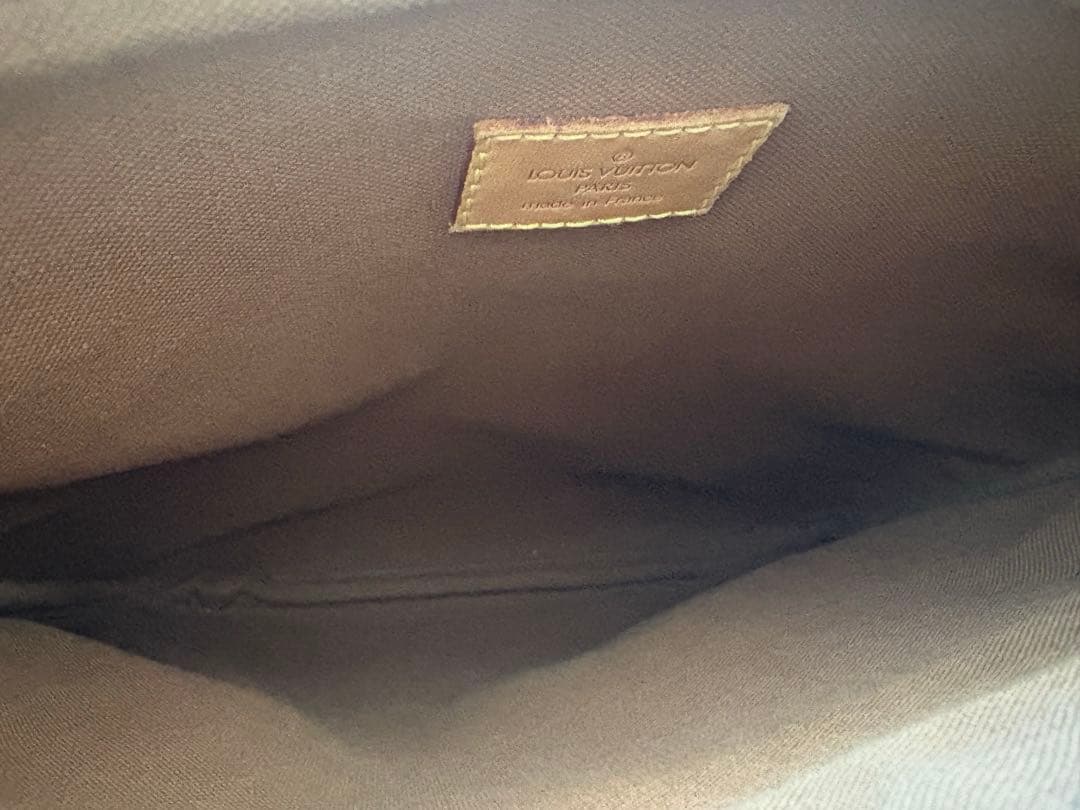 Louis Vuitton ポシェット・ボスフォール