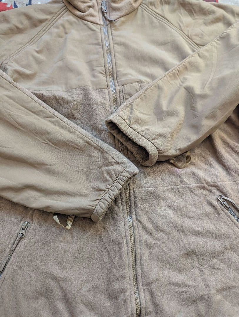 s*可様 [アメリカ軍] US NAVY フリース ライナーパーカー コヨーテ