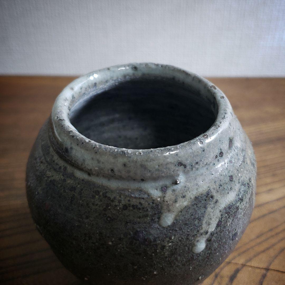 壺 小壺 一輪挿し 花器 花瓶 えくぼ 黒 ペン立て フラワーベース