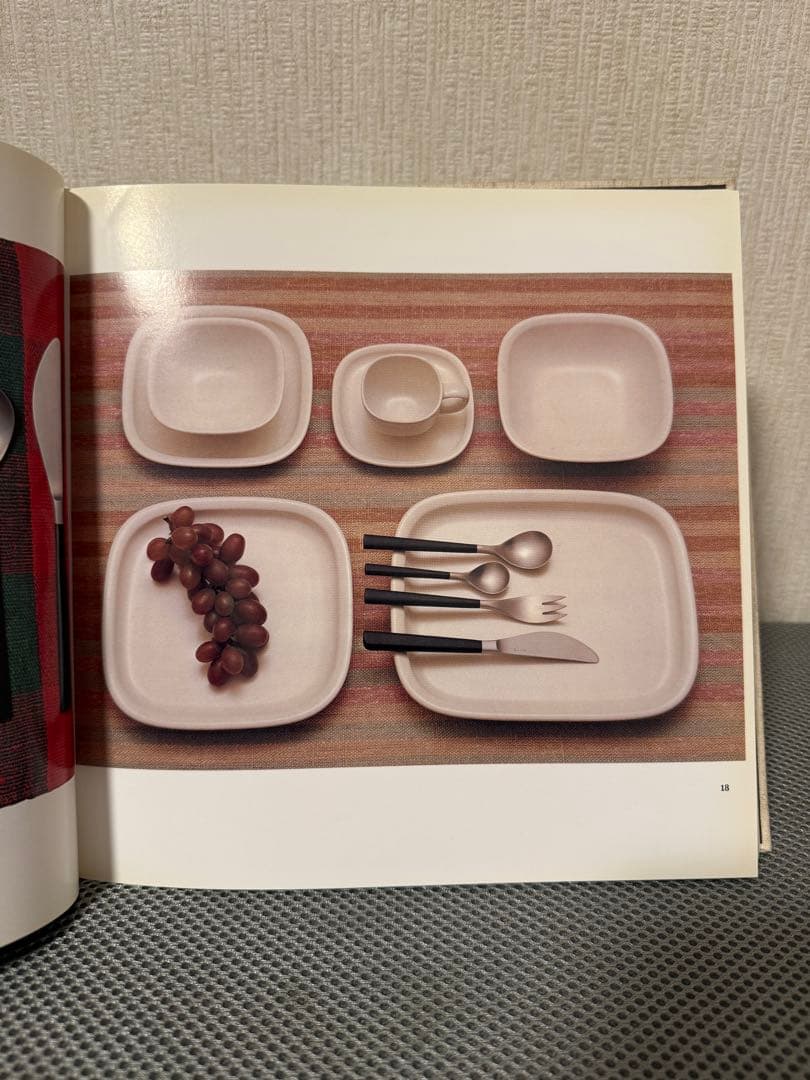 柳宗理　デザイン　柳宗理の作品と考え　用美社