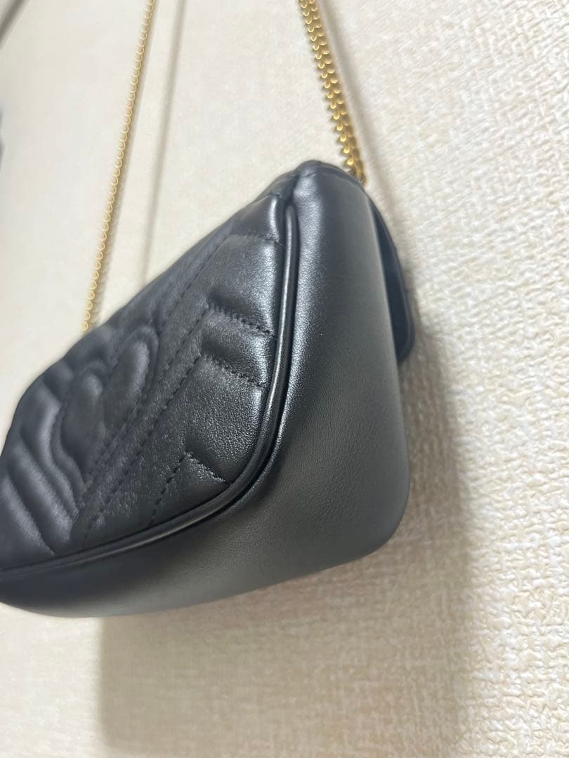 【美品】GUCCI グッチ　キルティングミニショルダーバッグ黒　GGマーモント