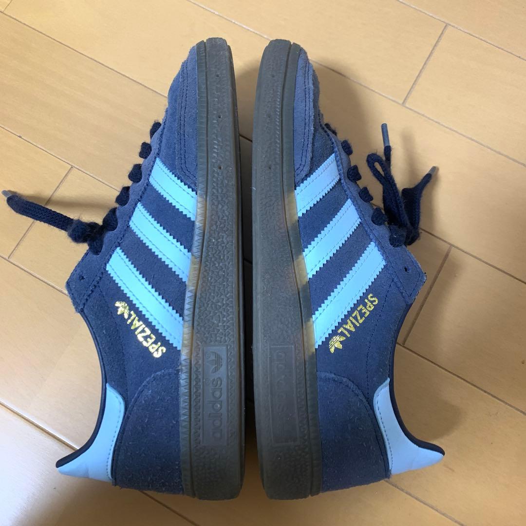 adidas ネイビー スペツィアル