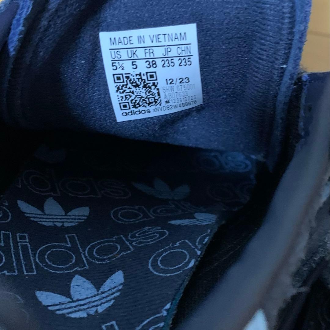 adidas ネイビー スペツィアル