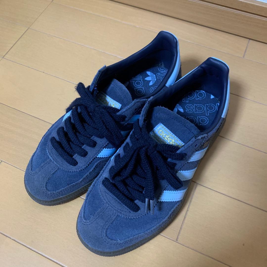 adidas ネイビー スペツィアル