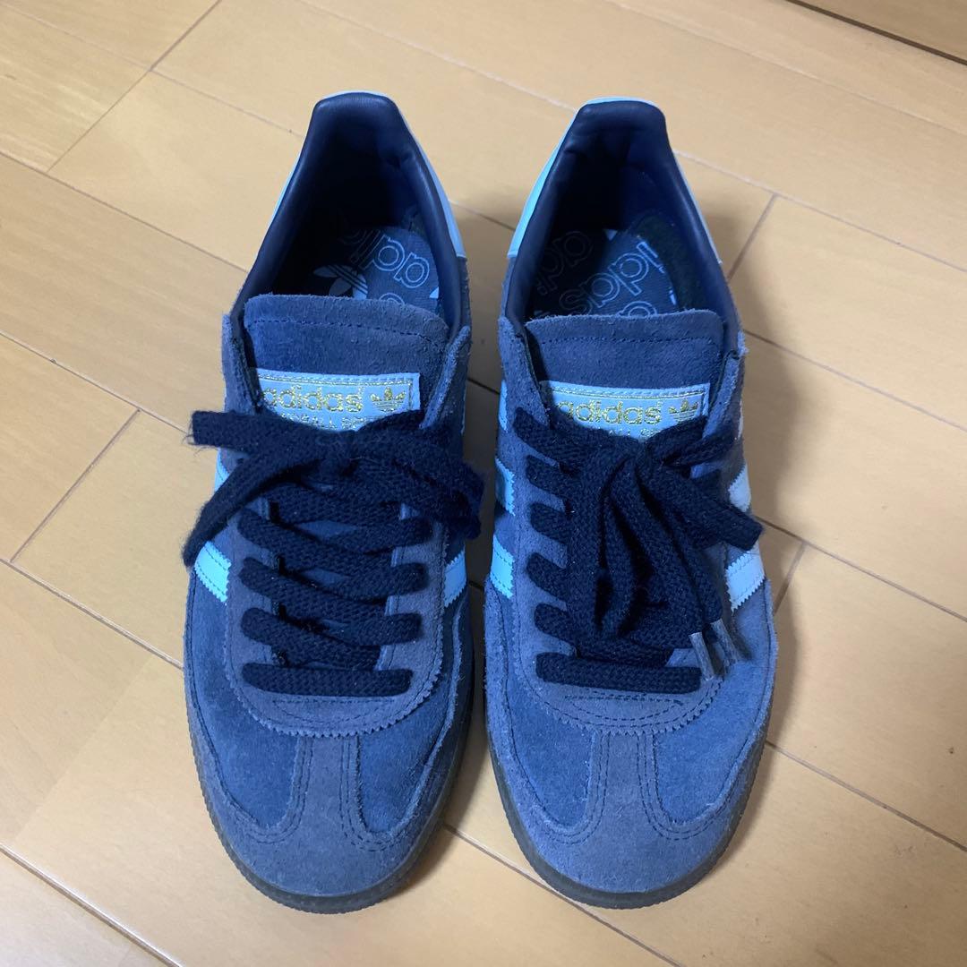 adidas ネイビー スペツィアル