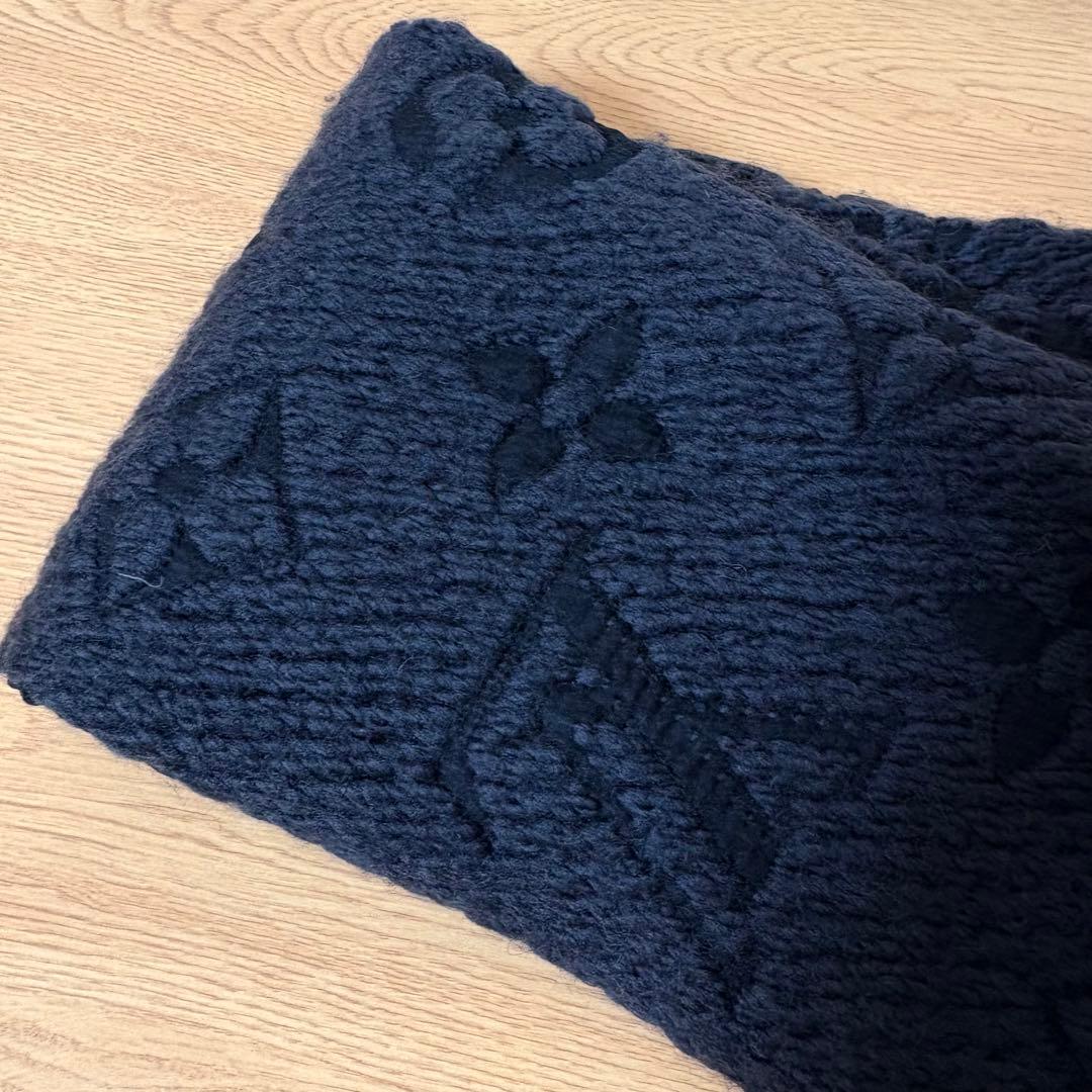 LOUIS VUITTON ロゴマニア　マフラー