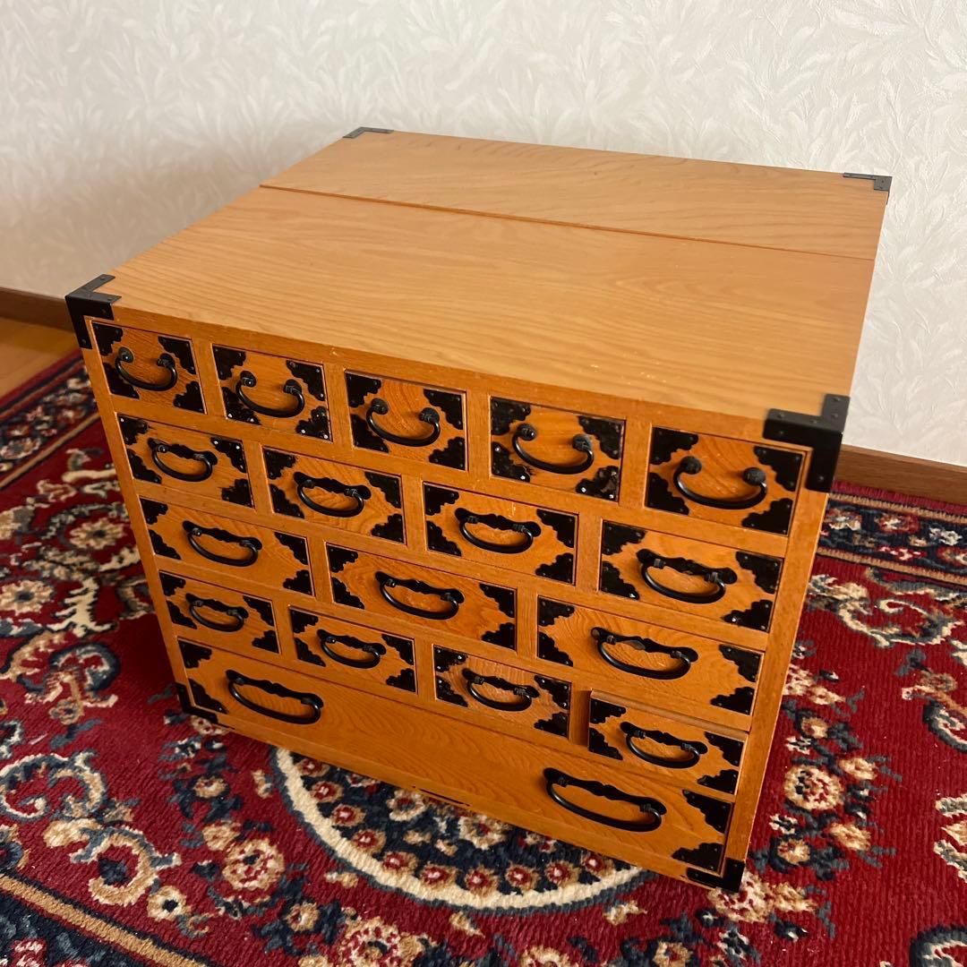 Aliです。骨董品　薬箪笥　薬箱　小箪笥　5段小引き出し17杯