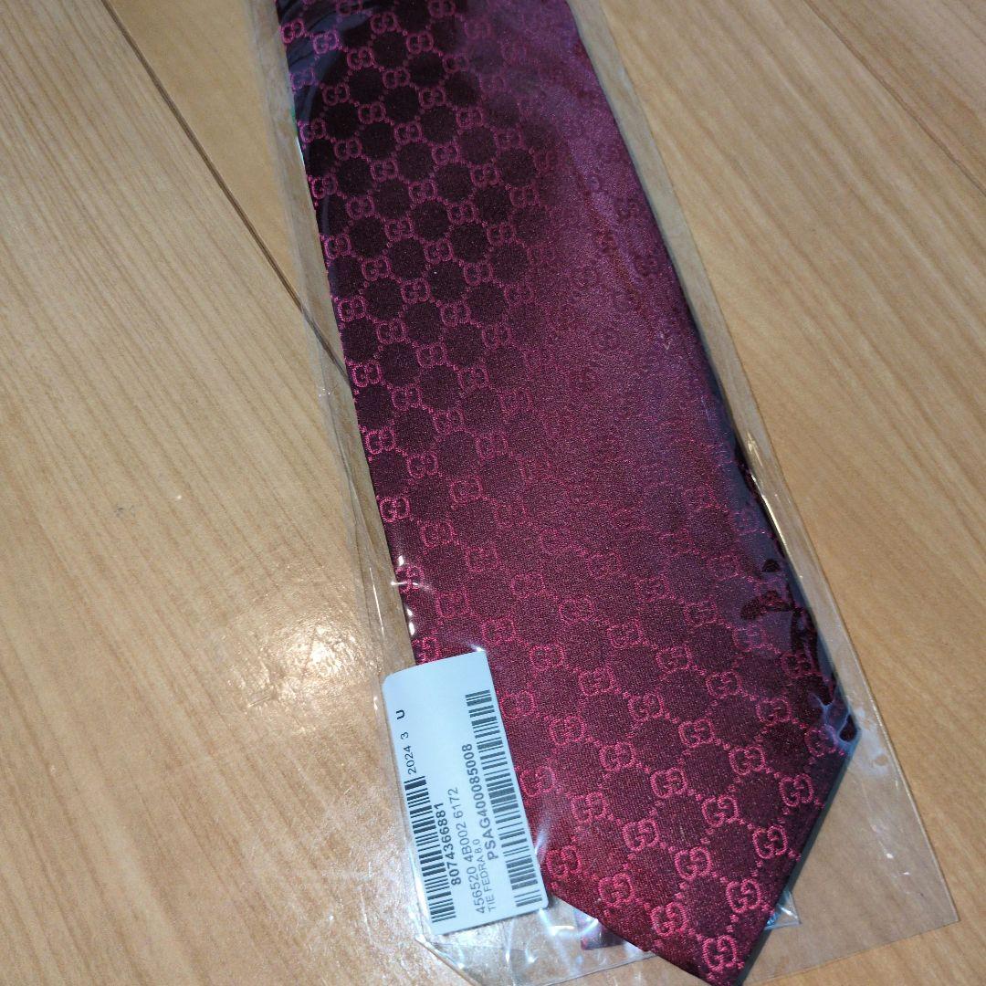 ★ウルトラマンさん専用★GUCCIロゴパターン シルクネクタイ バーガンディ
