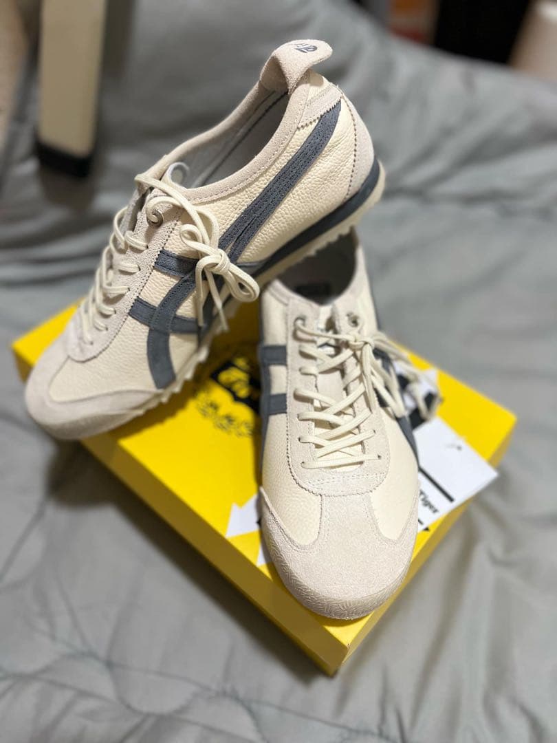 Onitsuka Tiger Mexico 66 アイボリー スニーカー