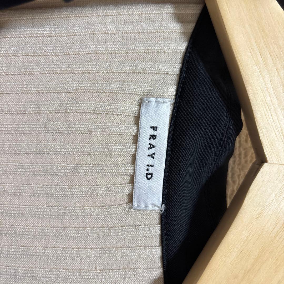 極美品FRAY I.D 2023SS シャツカラーリブニットワンピース　匿名配送