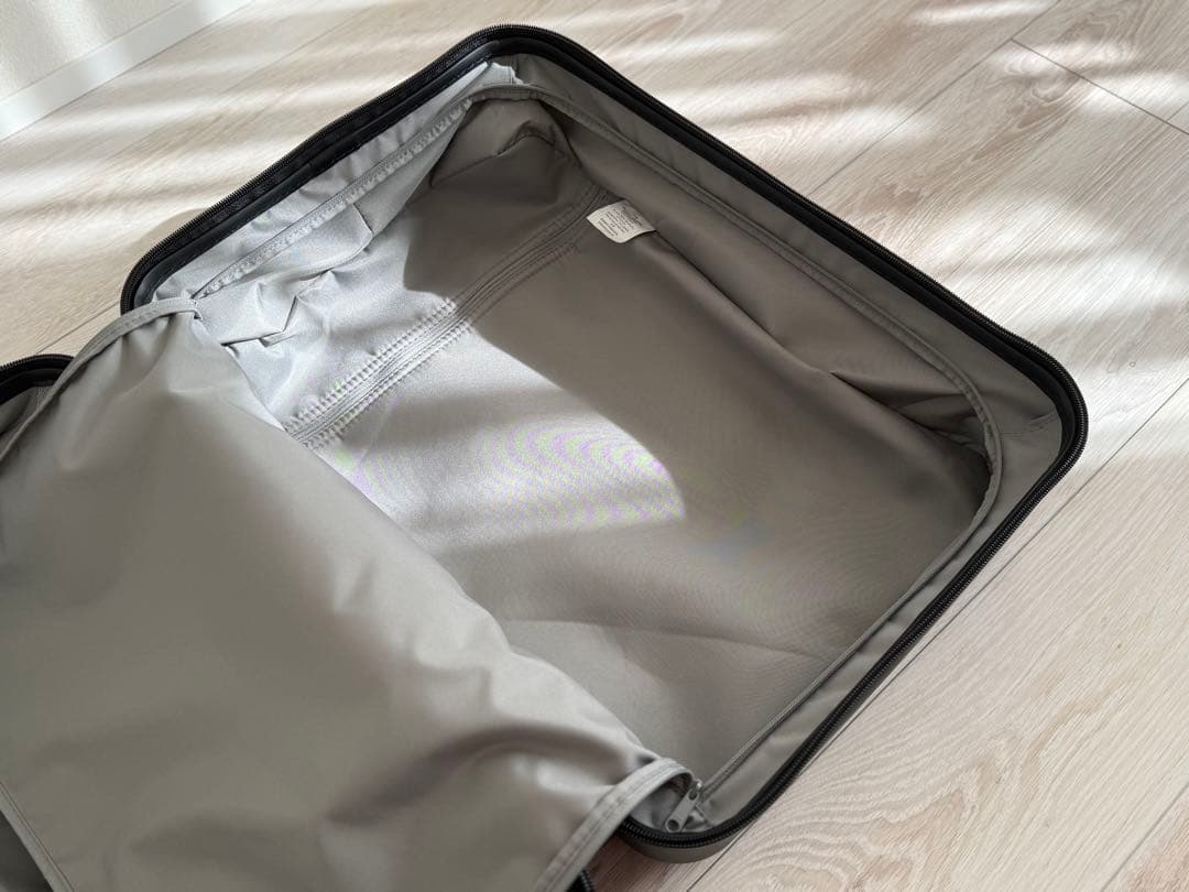 【無印良品】ハードキャリーケース（36L）※機内持ち込み可