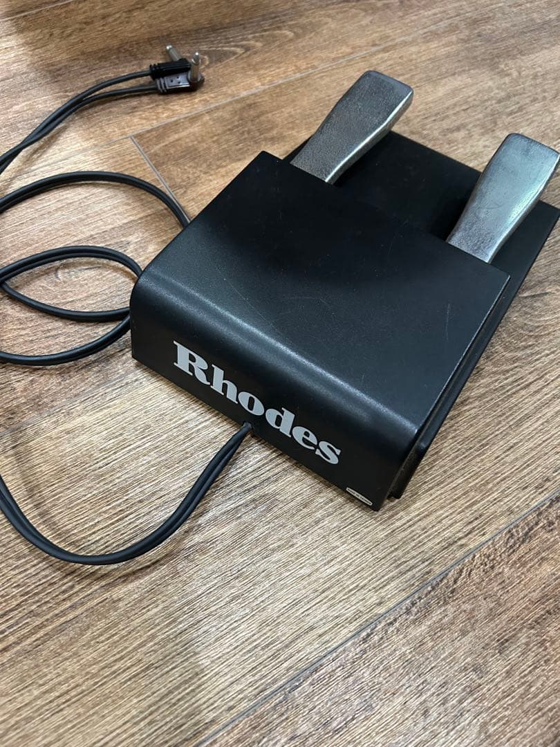 Roland Rhodes MK-80 ステージ ピアノ ハードケース