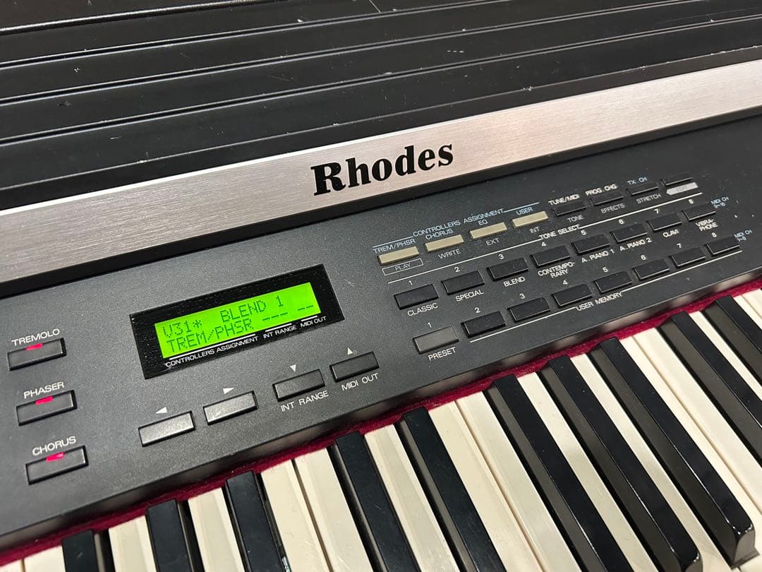 Roland Rhodes MK-80 ステージ ピアノ ハードケース