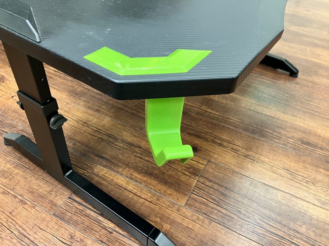 埼玉引取　ニトリ　ゲーミングローデスク GM004 ブラック　グリーン　座椅子
