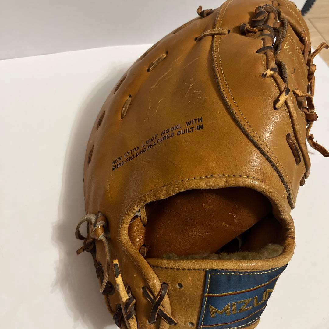 ミズノ ワールドウィン　赤カップ　ファーストミット