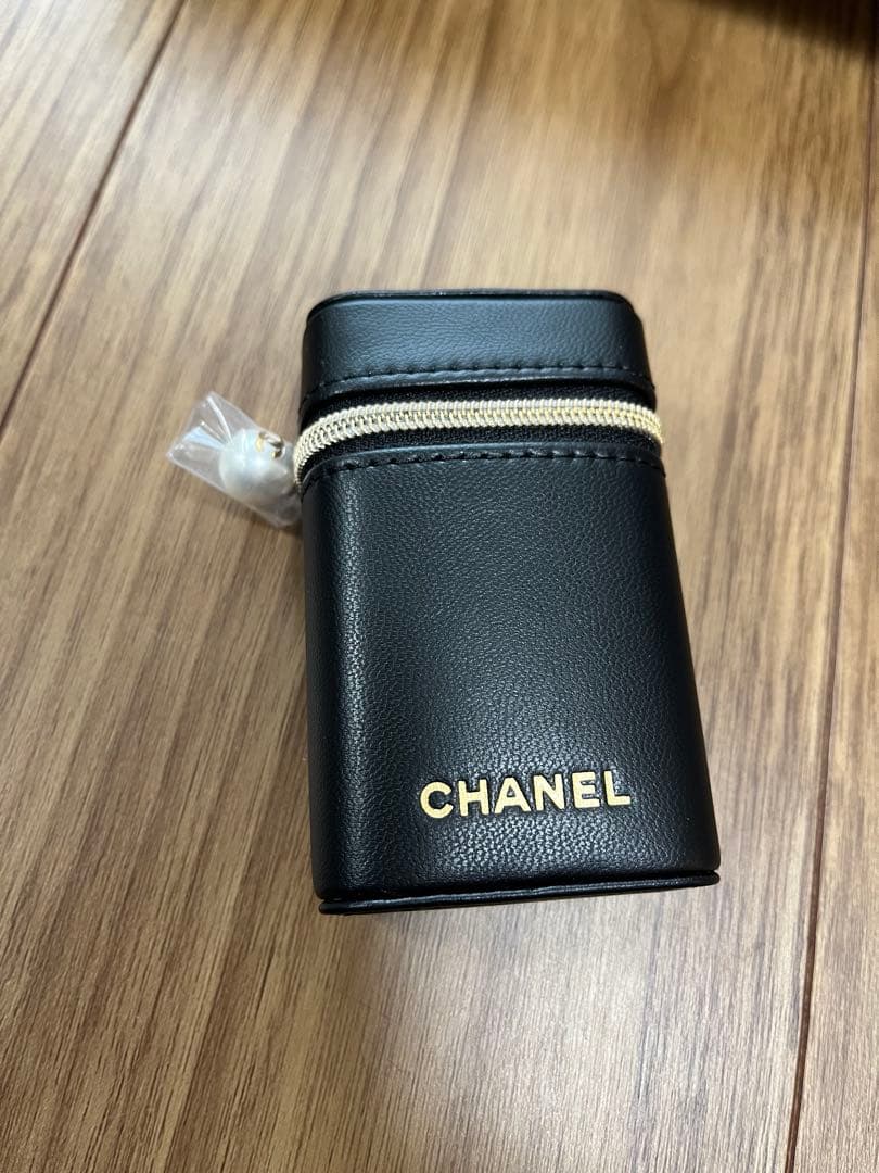 CHANEL ルージュ アリュール ヴェルヴェット レ ペルル　ノベルティ付き