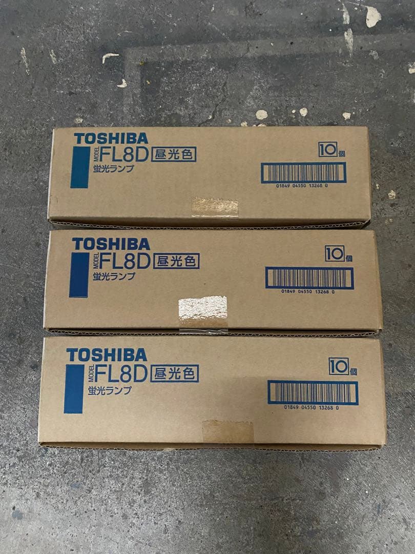 【新品未使用品】TOSHIBA 蛍光ランプF8D 昼光色　30本セット 8ワット