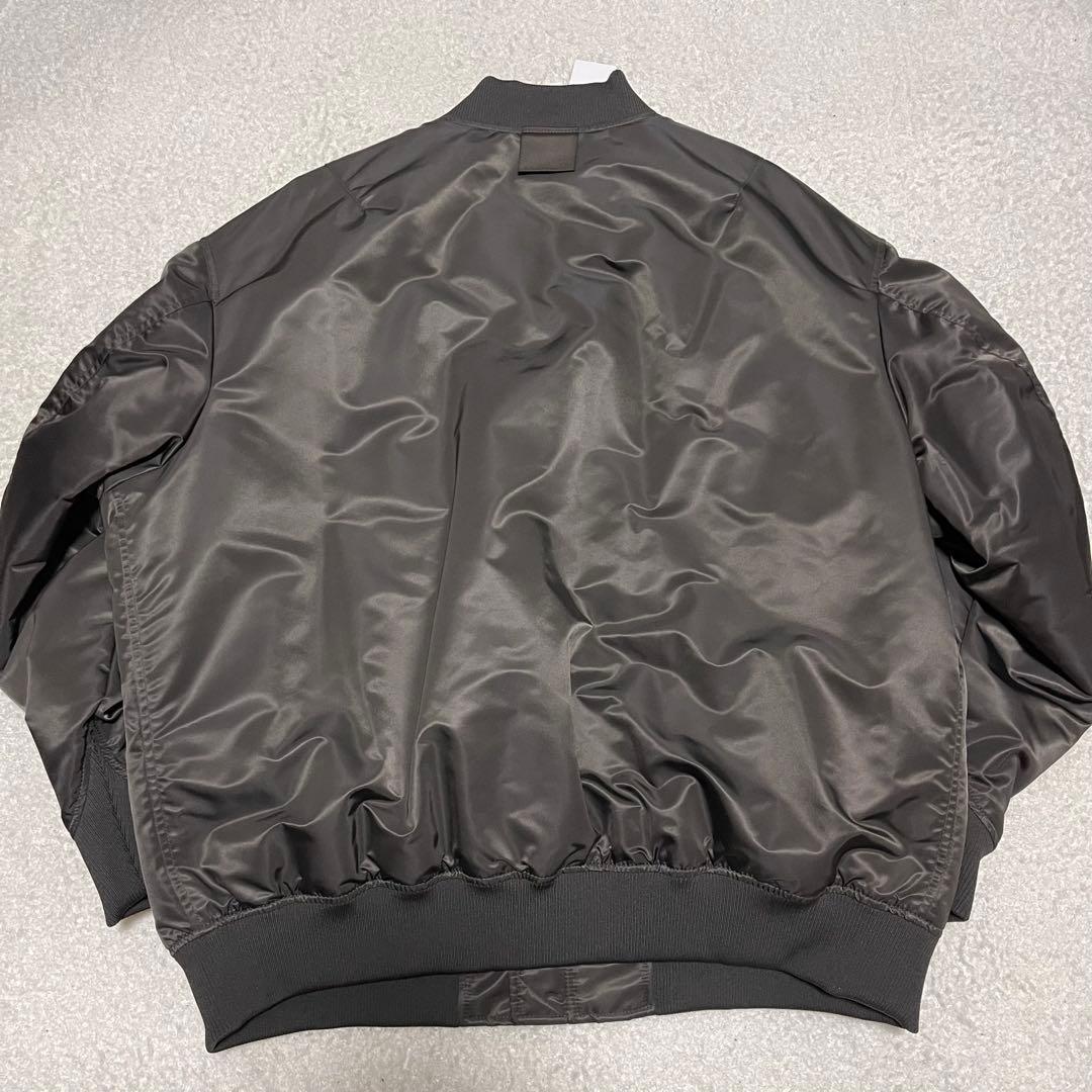 UNIQLO ユニクロ ハイブリッドダウンオーバーサイズ +J