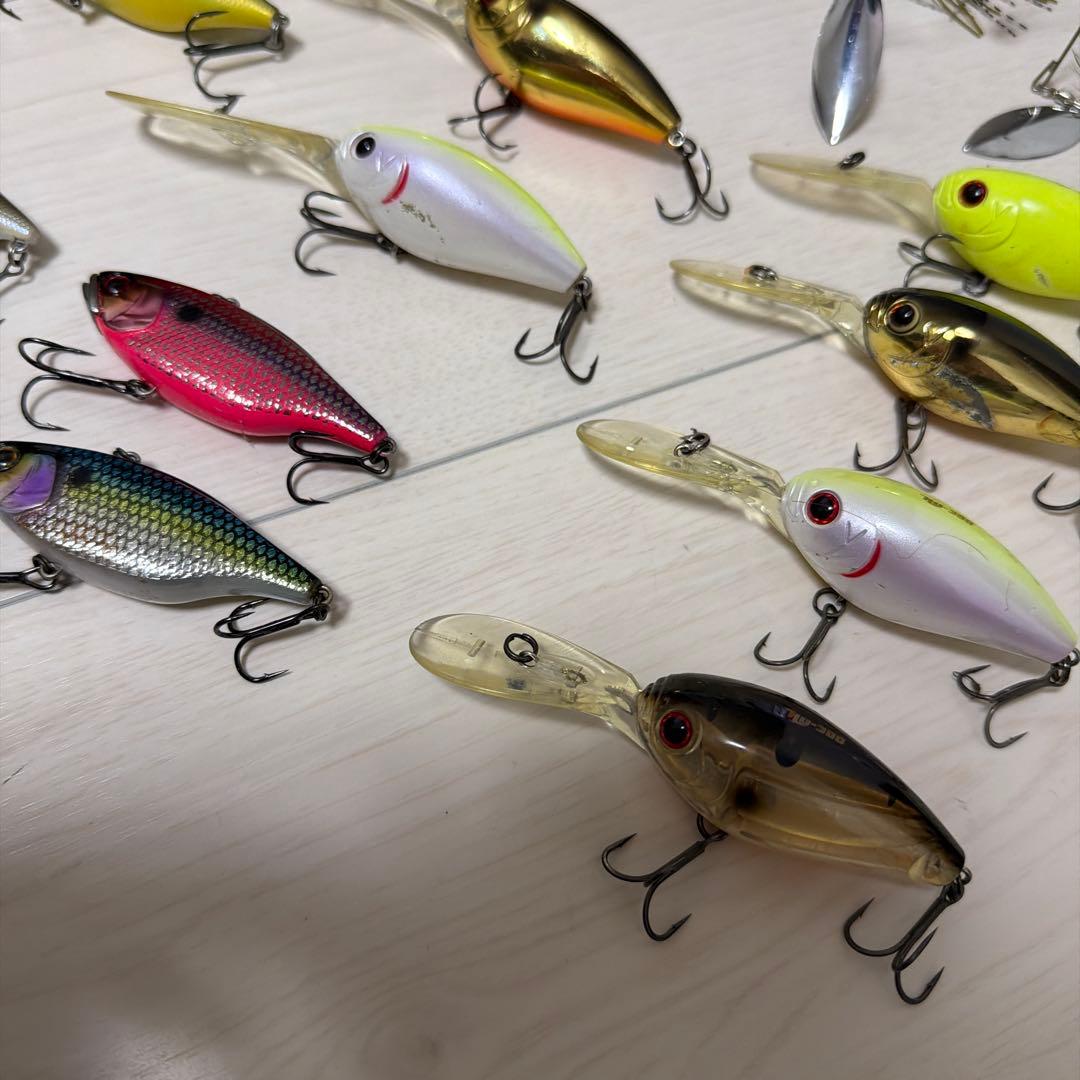 ハードルアー多数　クランク　チャター　バイブレーションなど　フックも多数