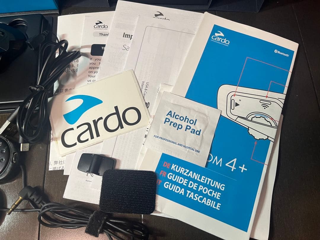 Cardo 4+ Bluetoothインターコム　美品