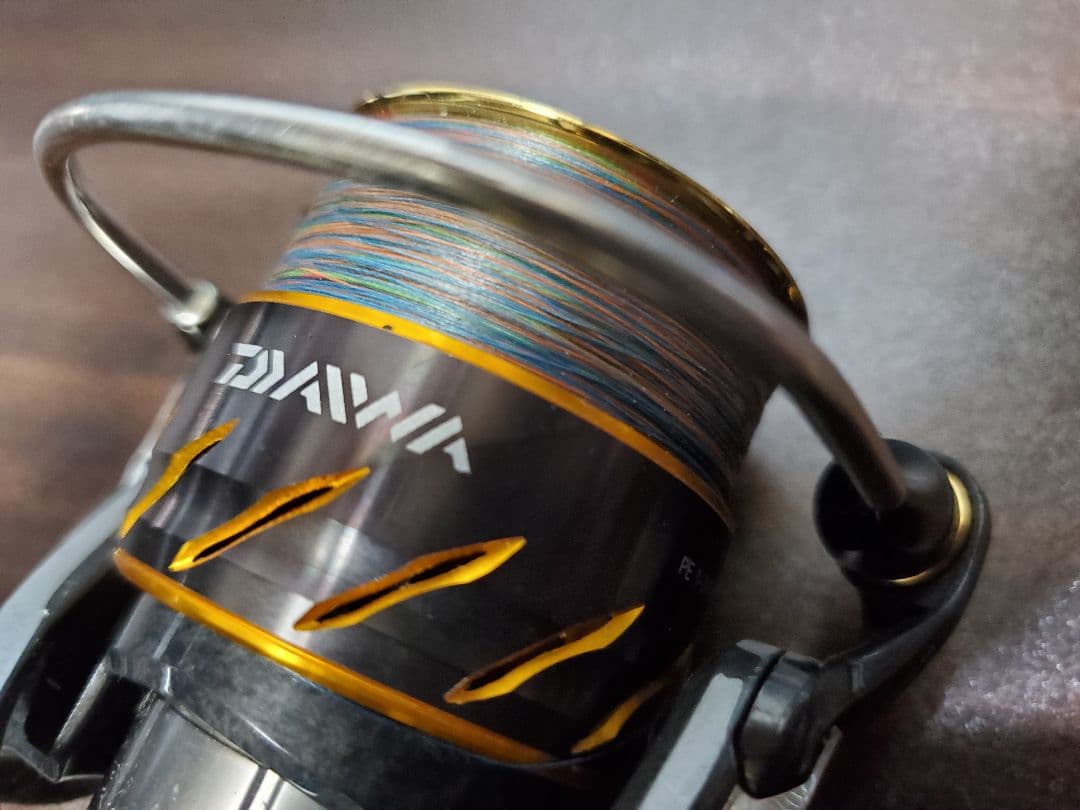 リール DAIWA CERTATE 2510PE-H