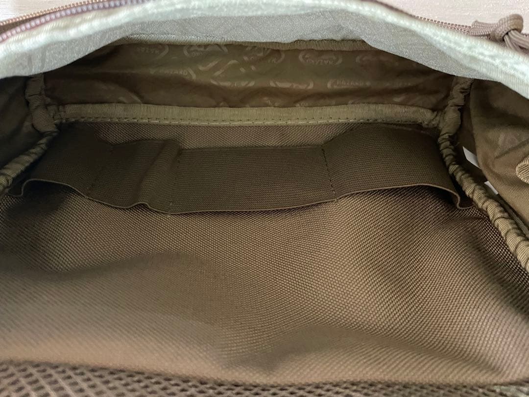 Hazard 4 Reveille ショルダーストラップ付き