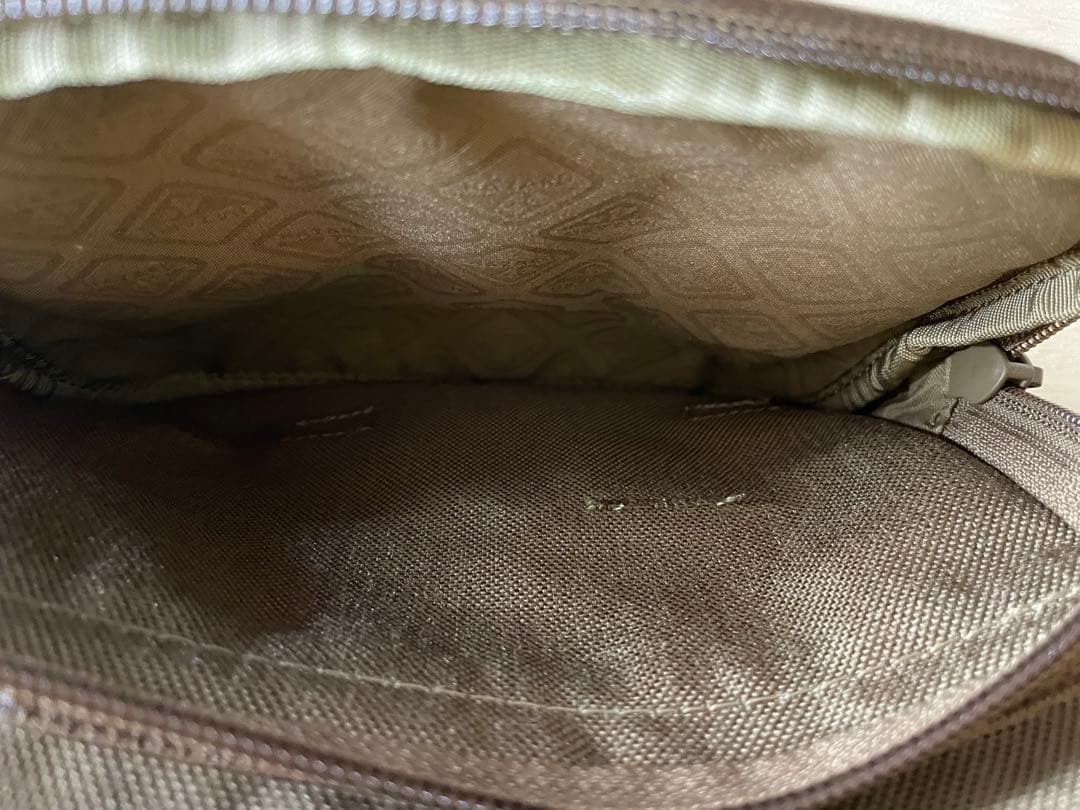 Hazard 4 Reveille ショルダーストラップ付き