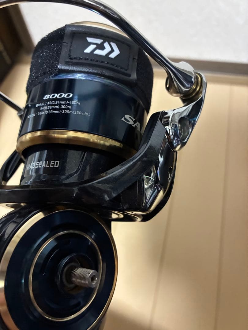 DAIWA SALTIGA 8000-H スピニングリール