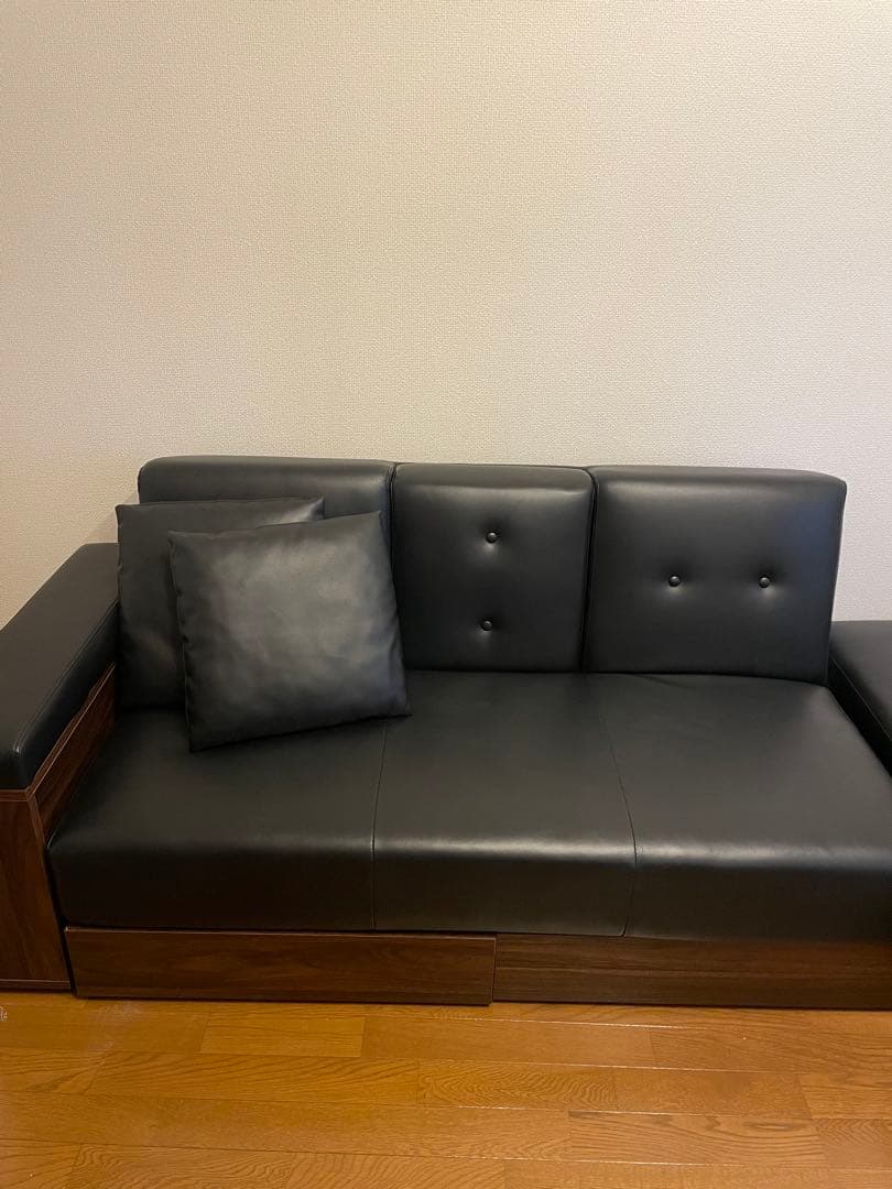 【kumichou9325】モダンデコソファ