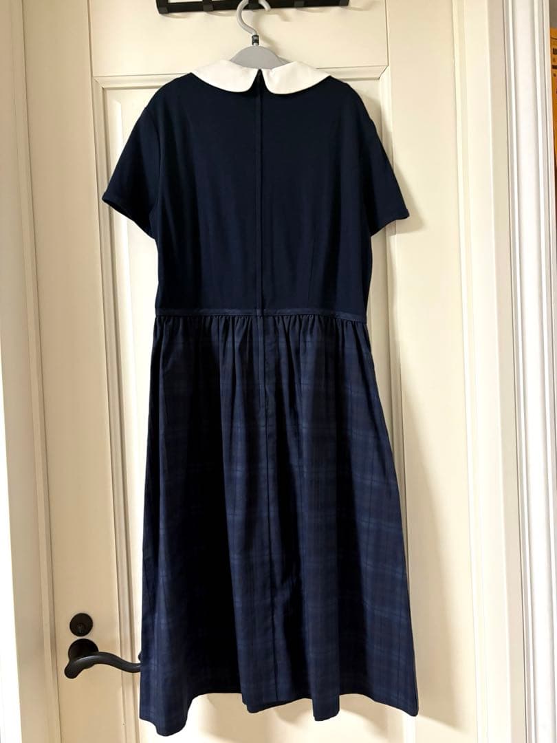 familiar ネイビー 半袖ワンピース 白襟