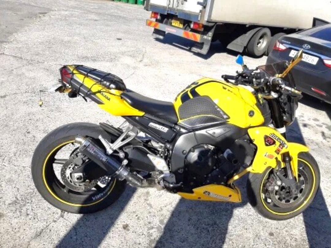 セール中ヤマハマフラー R25 R3 MT03 YZF-R25 MT-25