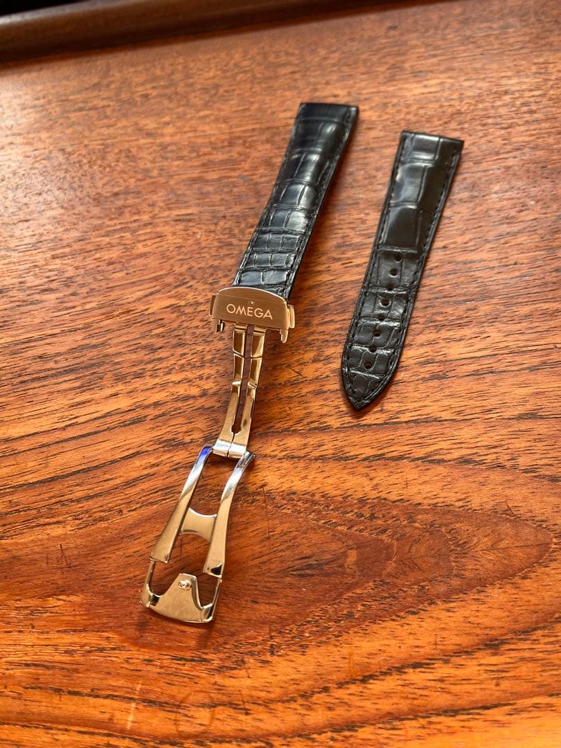 オメガ純正　ブラックアリゲーターベルト&フォールディングバックルラグ幅20mm