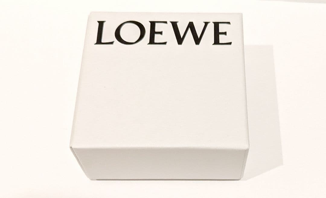 ロエベ ツイストバングル カーフ タン Mサイズ ブレスレット LOEWE