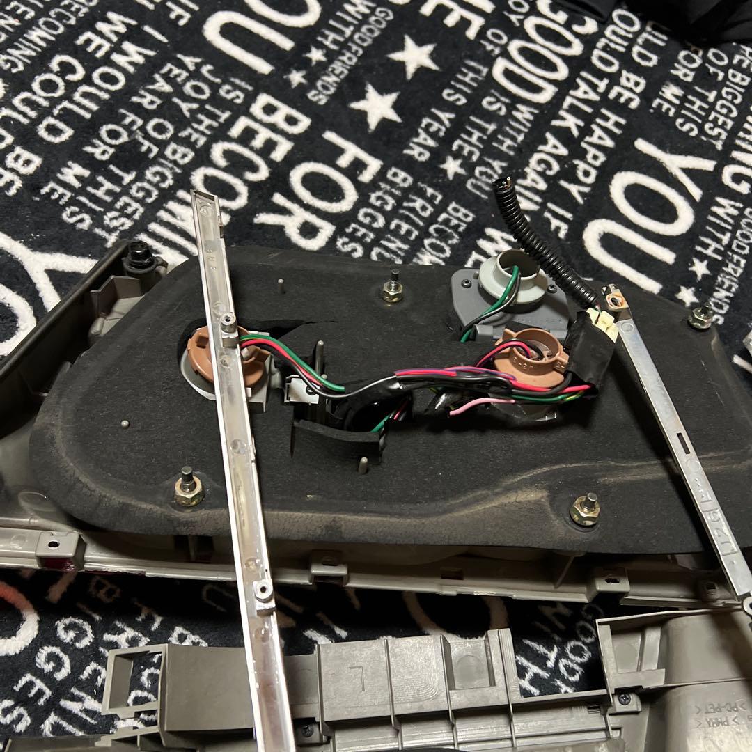 17クラウンアスリートテールランプ 4個セット 赤 純正