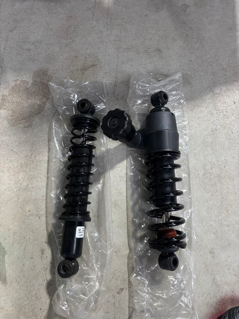 ハーレー　サスペンション