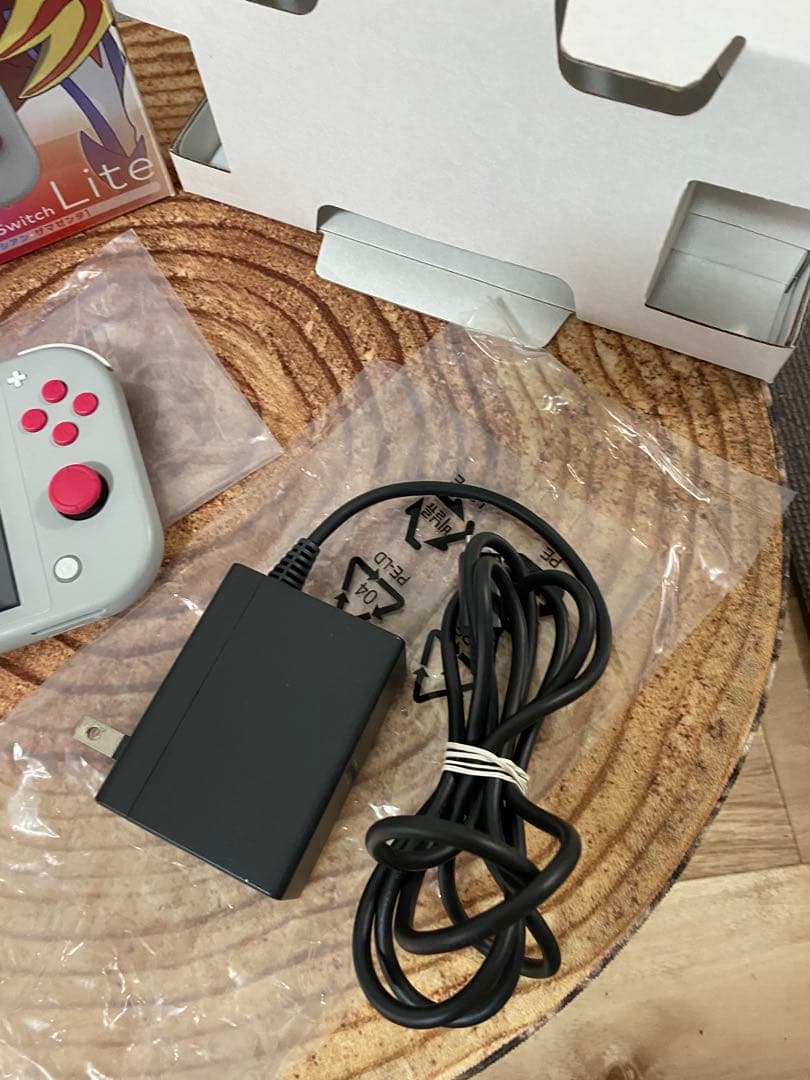 Nintendo Switch Lite ザシアン ザマゼンタ ポケモンモデル