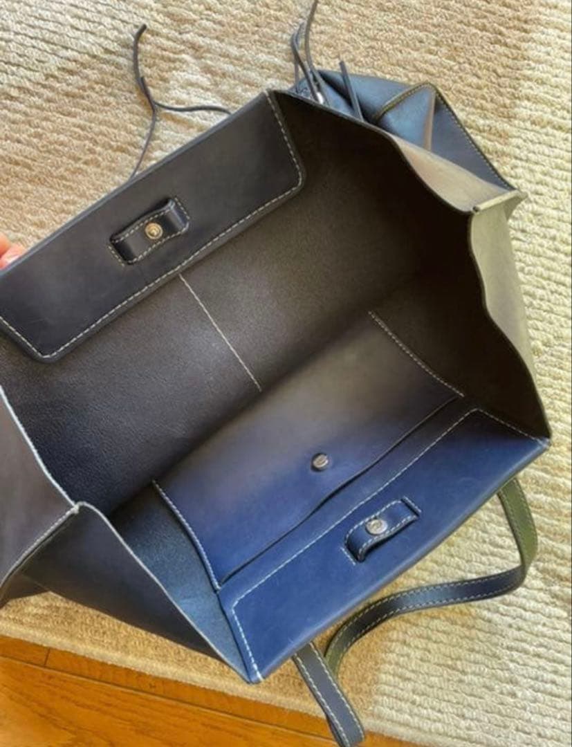 ⭐︎TOD'S ⭐︎トッズ⭐︎トートバッグ⭐︎ネイビー⭐︎フリンジ⭐︎珍しい!