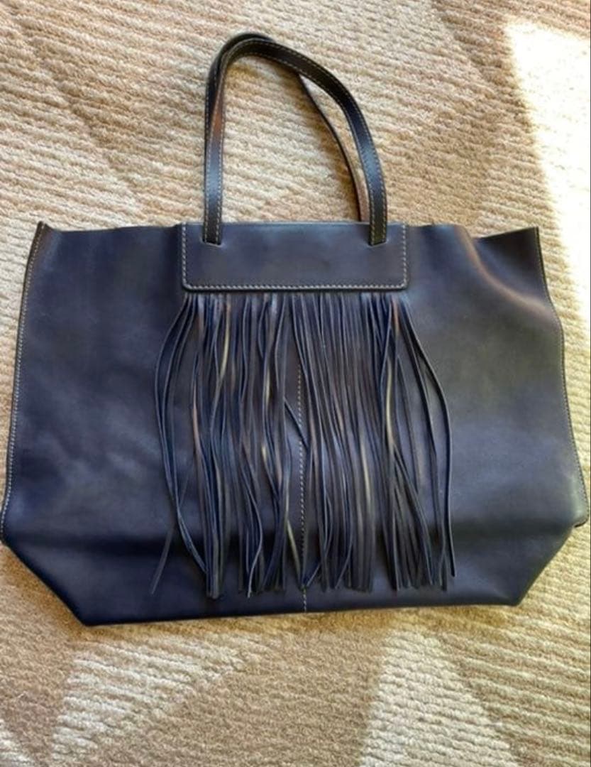 ⭐︎TOD'S ⭐︎トッズ⭐︎トートバッグ⭐︎ネイビー⭐︎フリンジ⭐︎珍しい!