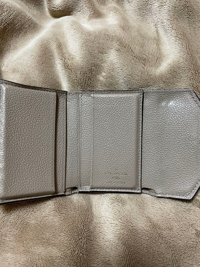 ひかるさん専用　LOUIS VUITTON グレー 三つ折り財布