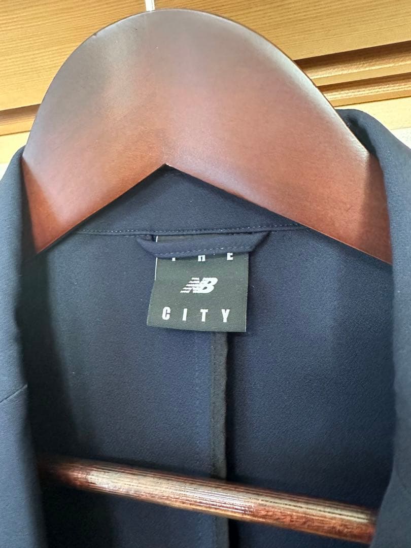 【見切り価格】New Balance CITY ネイビー スーツセット