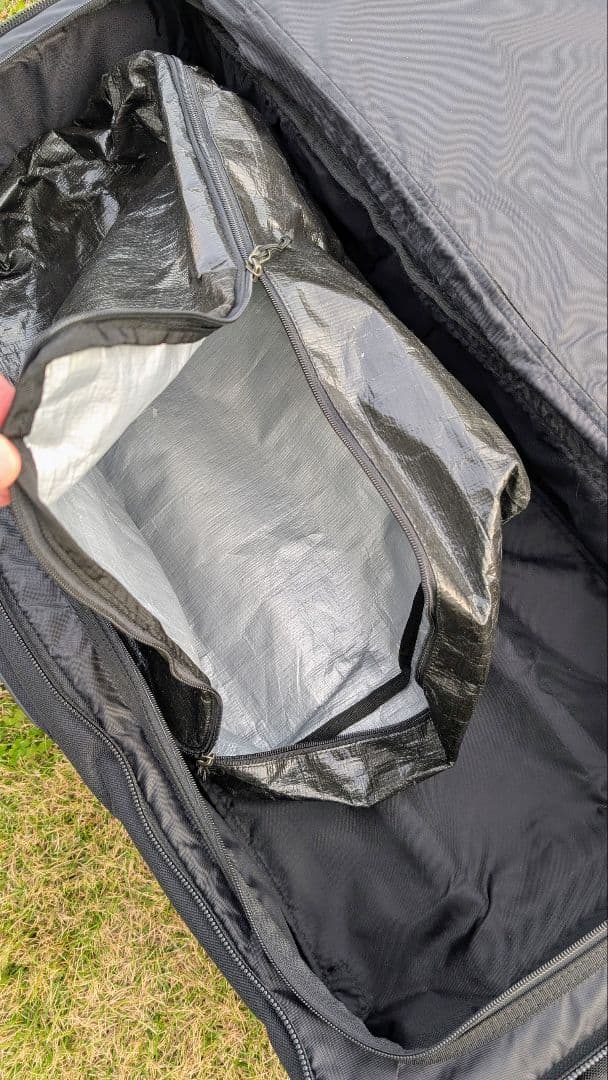 SALOMON 防水袋付き 大型キャリーバッグ スキー スノボー