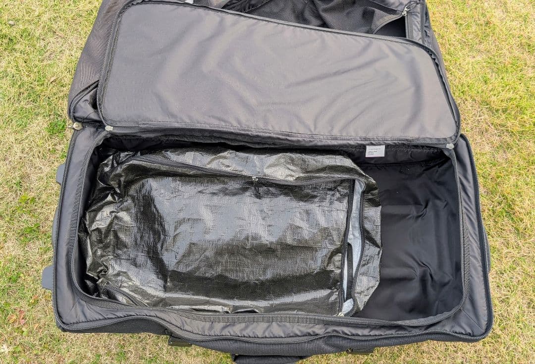 SALOMON 防水袋付き 大型キャリーバッグ スキー スノボー