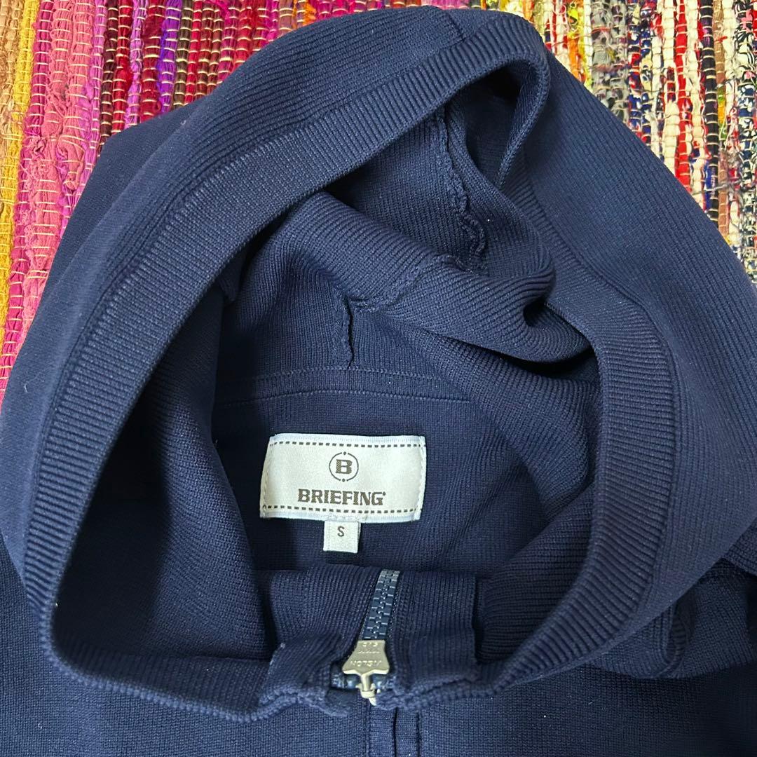 あんず　BRIEFING パーカー　美品